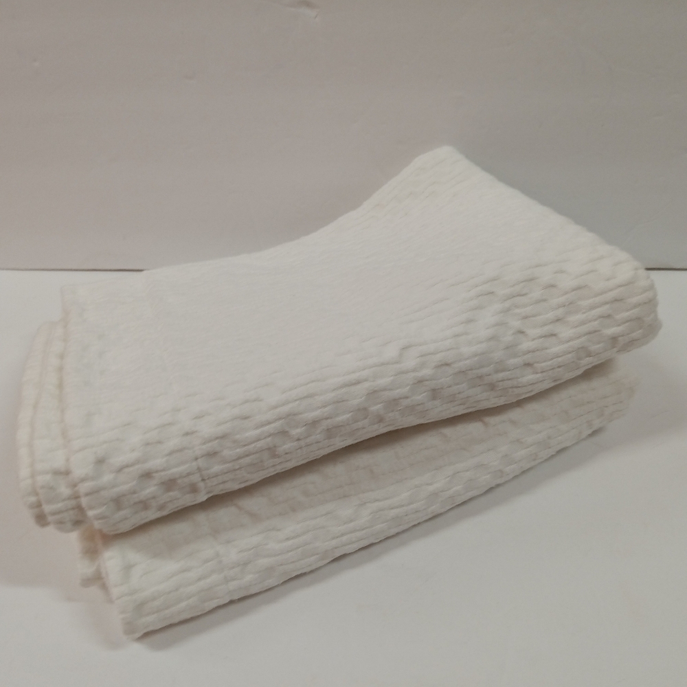 Peacock Alley Matelasse Standard Shams *Pair* White